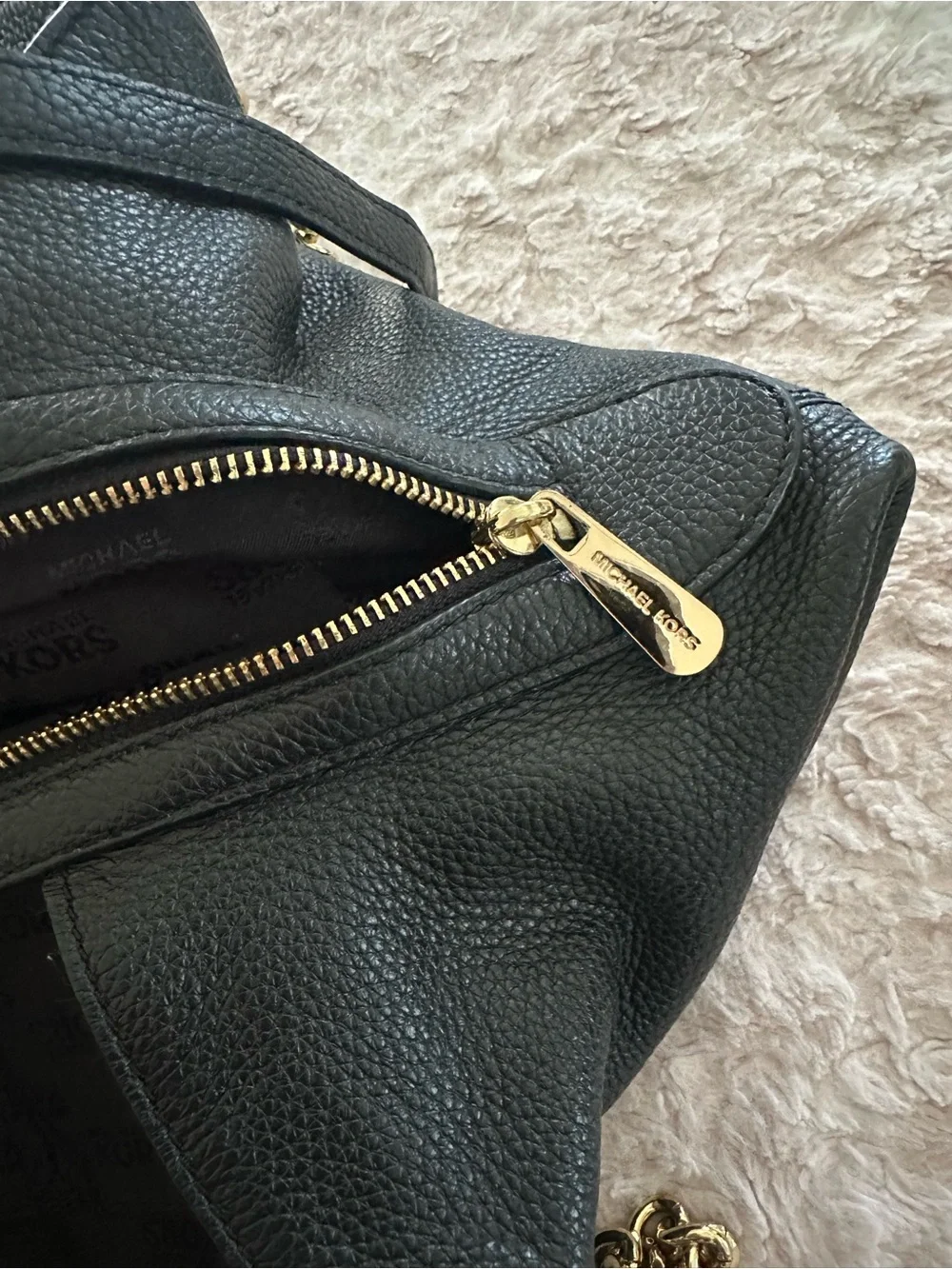 Michael Kors Set: Jet Set Handbag & Continental Wallet In Black Pebbled Leather.